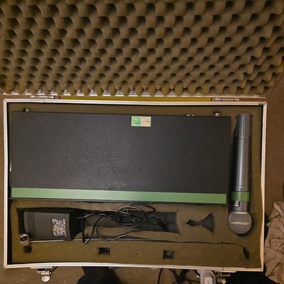Shure L4 Diversity Wireless Receiv Plis Mikrofon Plu Adapter Set. top co