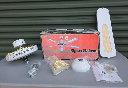 *DAMAGE/MISSING PART* Vintage New Old Stock Signet Deluxe 52" Ceiling Fan Litex