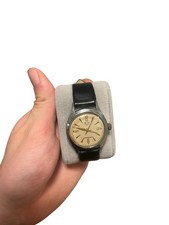 GUB Glashütte – Klassische Vintage-Uhr mit cremefarbenem Zifferblatt