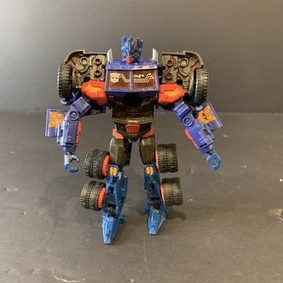 Transformers Generations Combat Hero Optimus Prime Ultimate Giftset