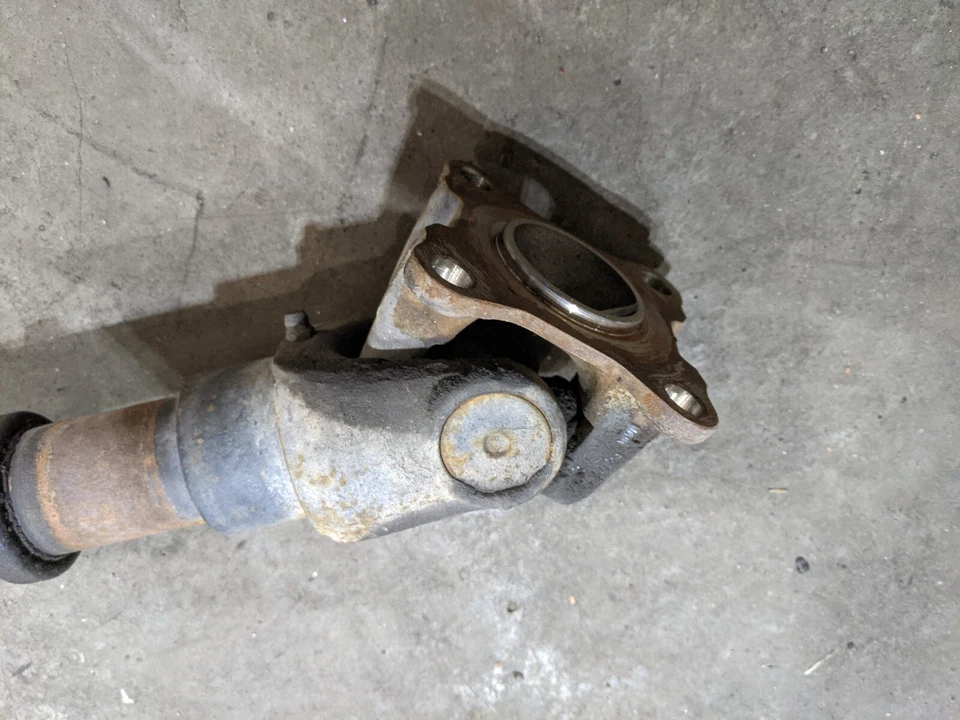 Lexus LX470 Toyota Land Cruiser Rear Drive Shaft Propeller 2003-2007 OEM - Image 2 of 4