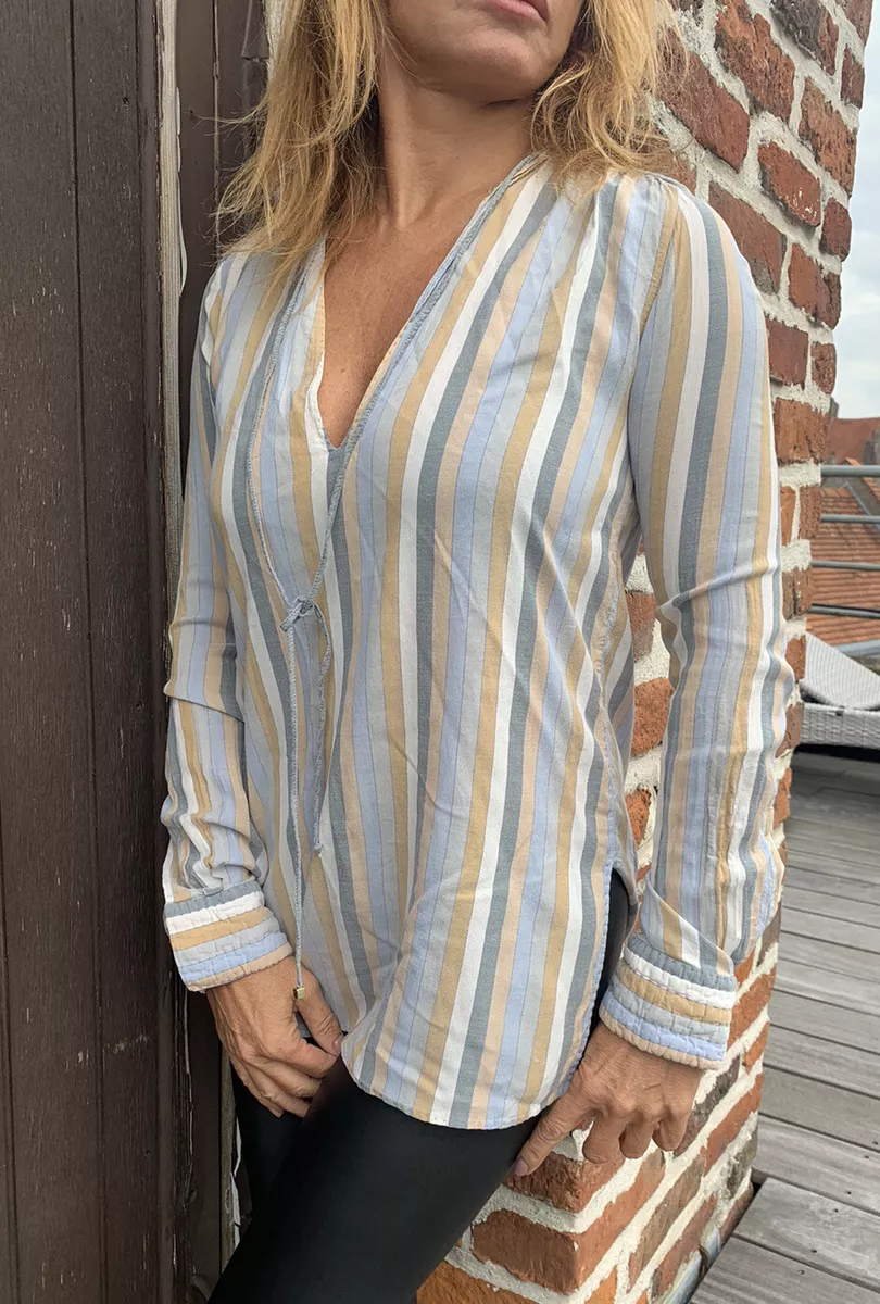 Very pretty Louis Vuitton tunic shirt size 38 = 36