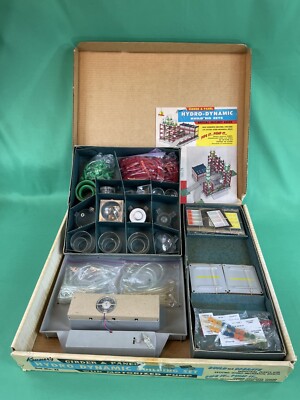 1961 Kenner s Girder Panel Hydro Dynamic Building Set No. 11  COMPLETE! & NICE!