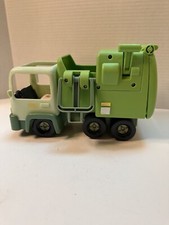 Moose Toys Bluey Garbage Recycling Truck Green 9  Truck Only