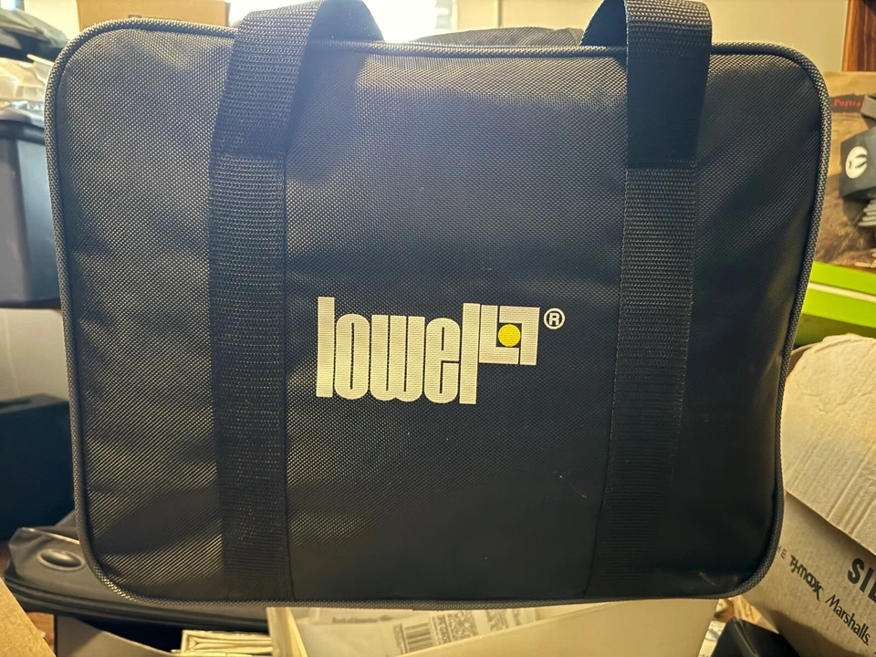 Lowel TOTA LED XL Daylight Flood Light - Image 2 of 4