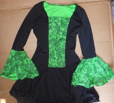 NWOT Irish Celtic Dress Wired Cuff Ruffle Hem Lace Print Lime Small adult