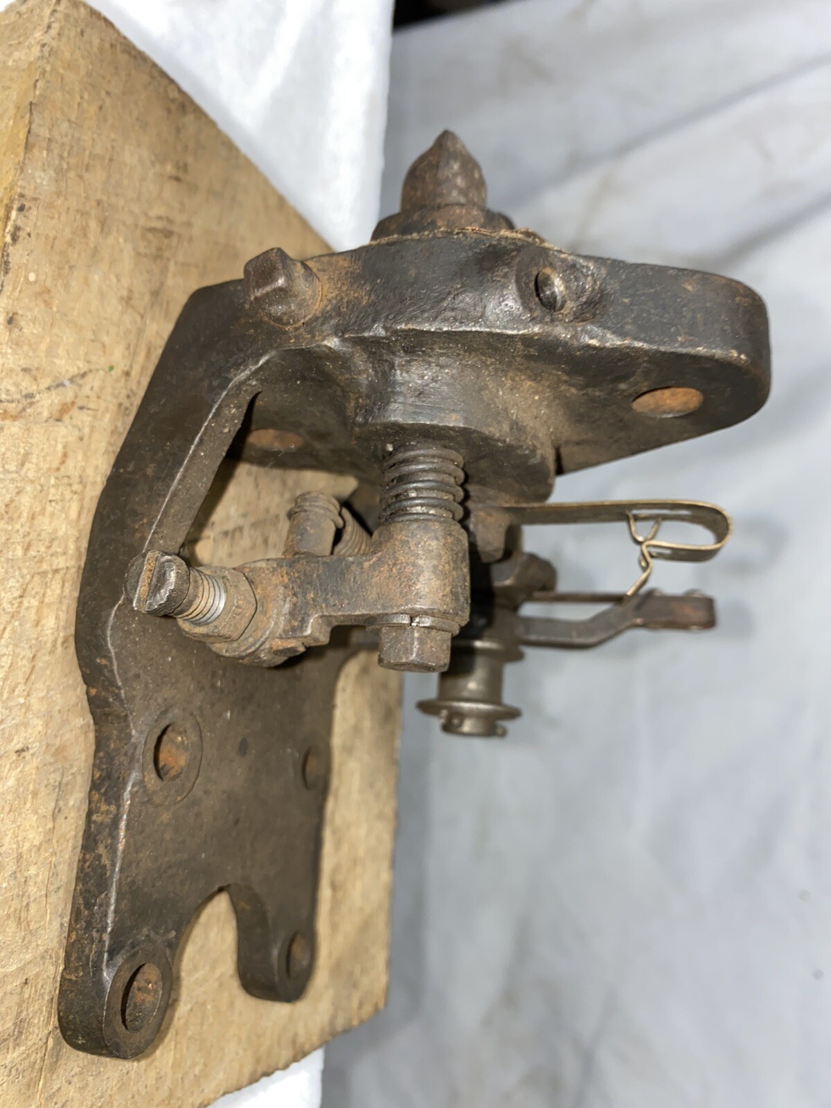 303M9 ster Igniter Bracket 1 1/2 Field Brundage Hit Miss Gas