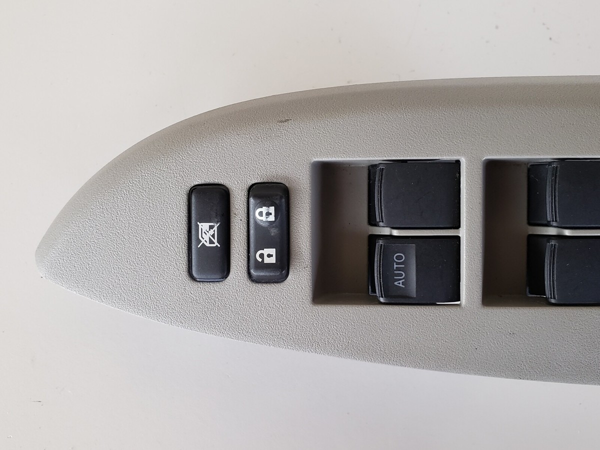09-13 Toyota Corolla 84820-02240 Drivers Side Left Master Window