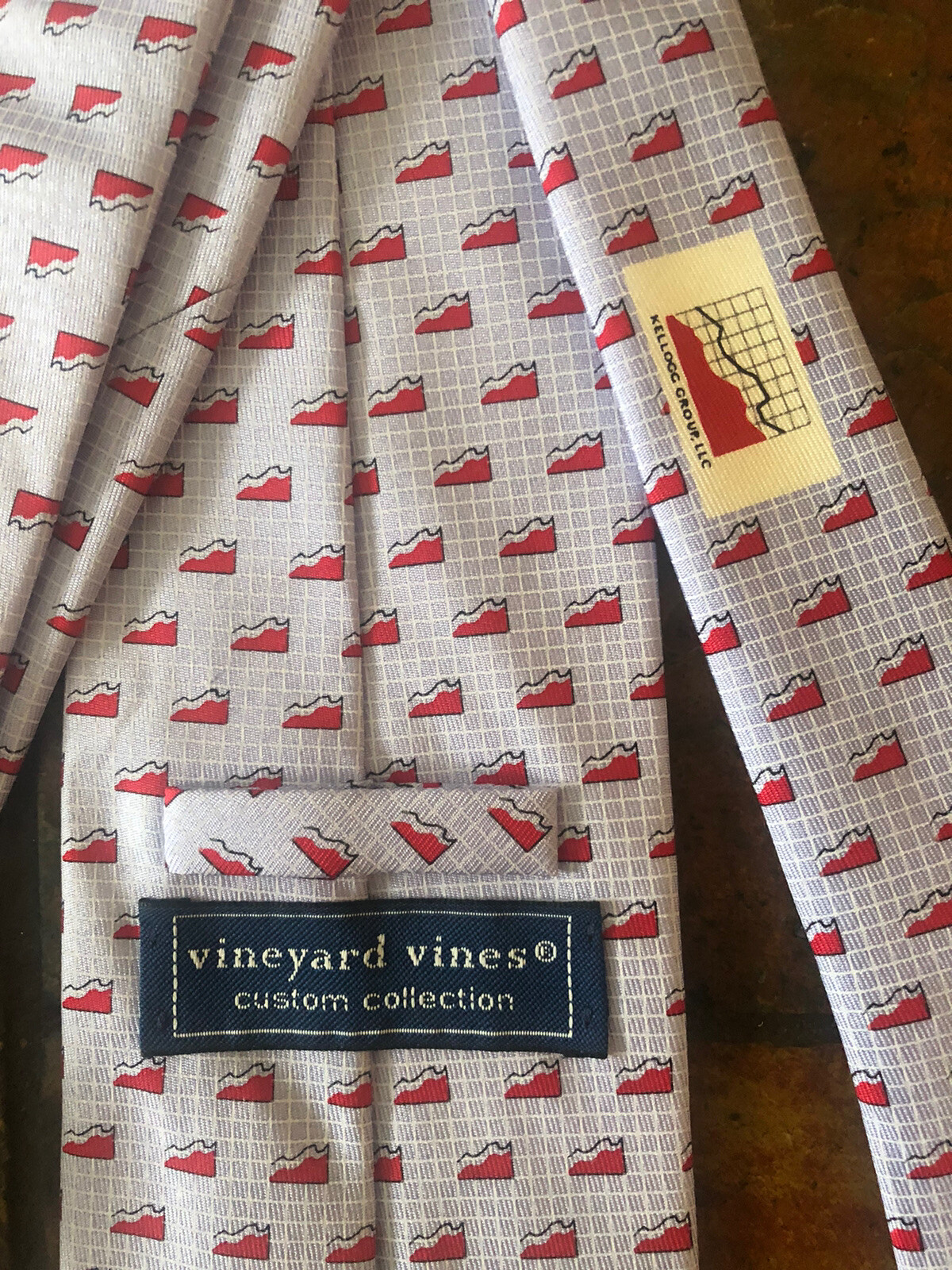 Vineyard Vines Custom Collection Mens Silk Necktie Kellogg Group LLC