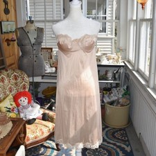 Vintage Vassarette Strapless Full Slip Nude Nylon Lace 60s 70s USA XS