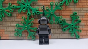 (S1/3/10) Lego Kingdoms cas495 Dragon Knight Armor from set 7187