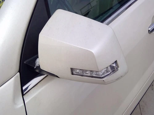 Used Left Door Mirror fits: 2011 Gmc Acadia Power manual folding w/turn signal o