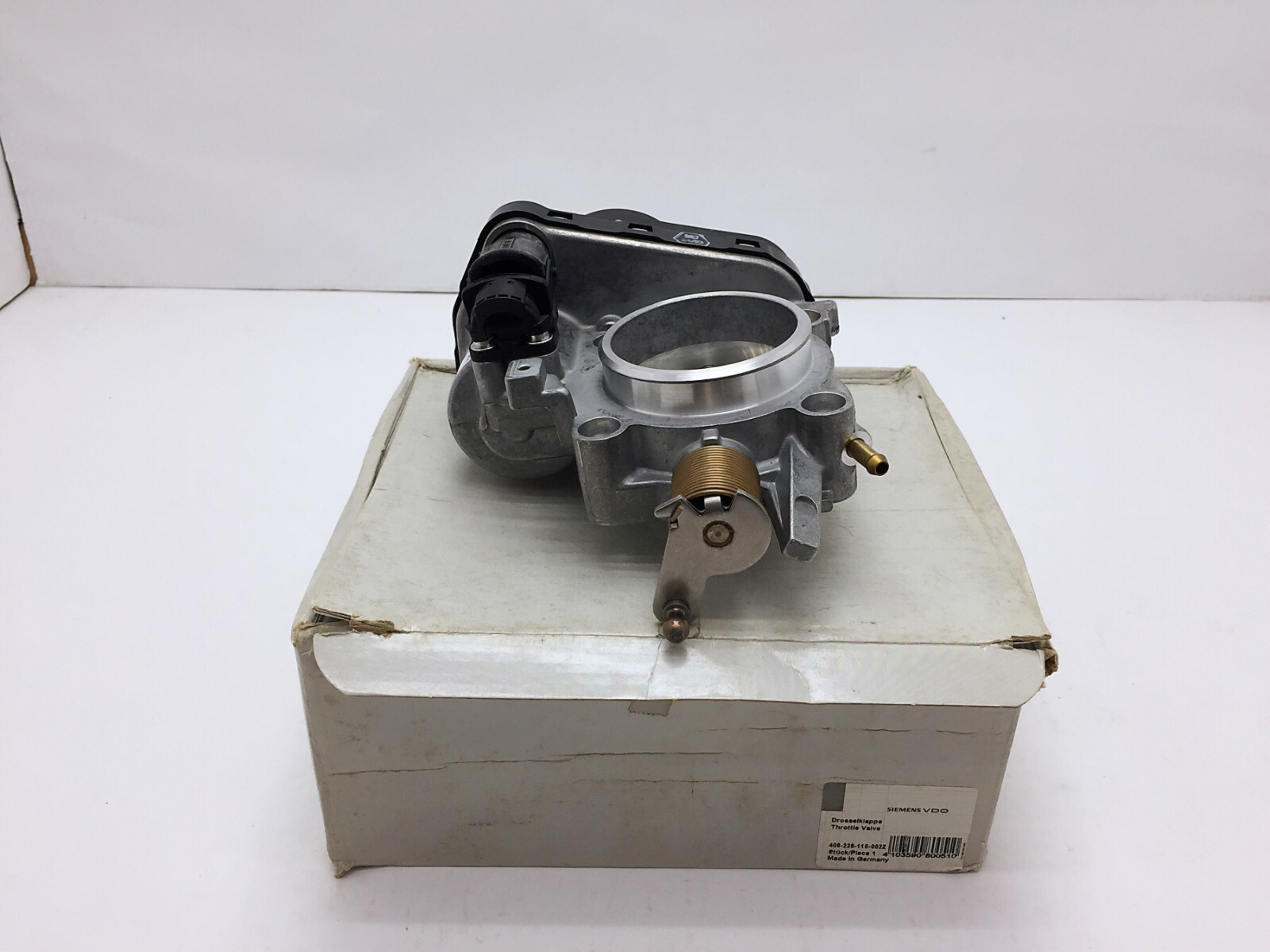 THROTTLE BODY For Mercedes Benz W202 W210 M111 0011410425 408228110002Z