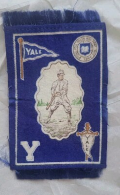 1910 Murad tobacco felt B33 YALE UNIVERSITY Baseball player TOUGH