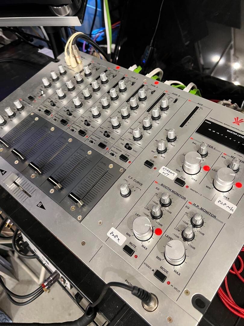 DJ機材 Vestax pmc-500 Vestax PMC-500 DJ Mixer Professional Mixing Controller