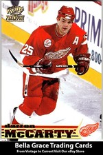 1998-99 Pacific Paramount Darren McCarty #79 Detroit Red Wings NHL Hockey