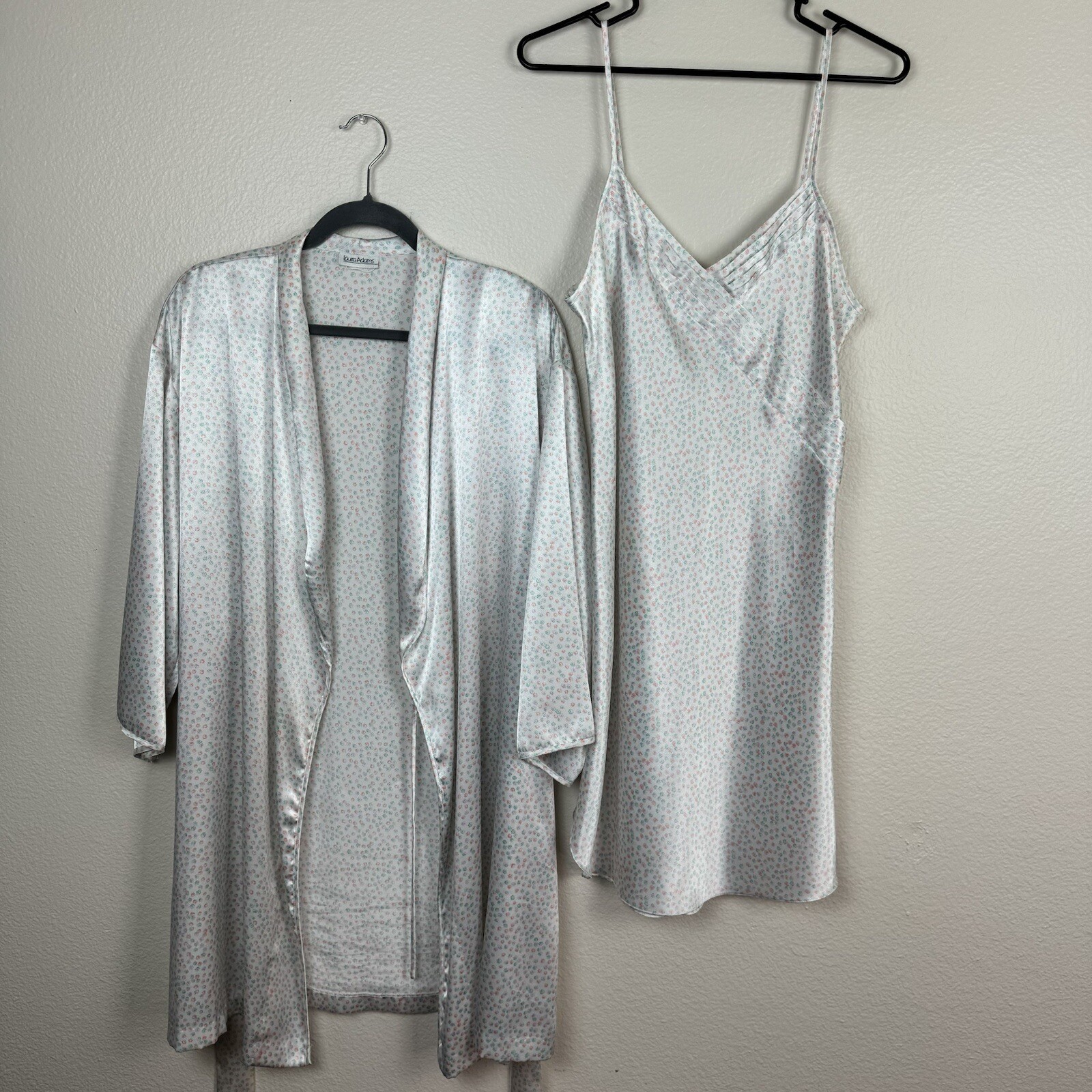 Vintage Laura Adams Satin Slip Dress And Robe 2-Piece… - Gem