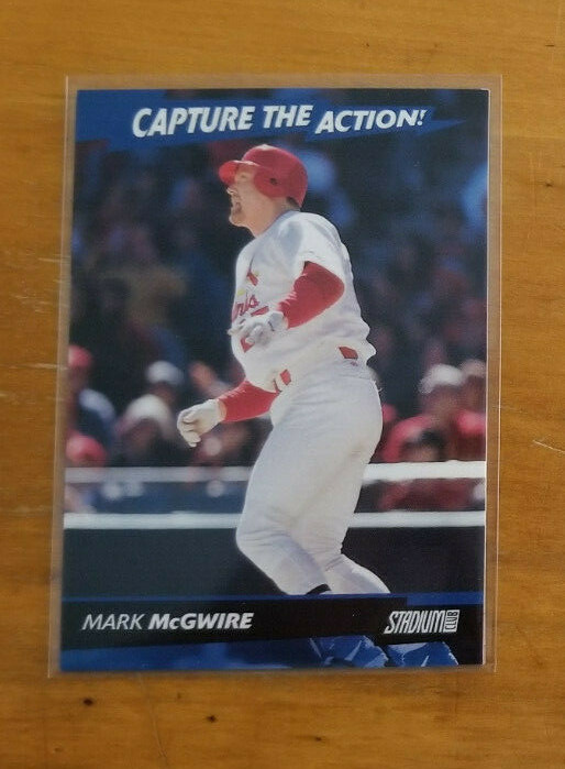 2001 Stadium Club Capture the Action #CA4 Mark McGwire Cardinals
