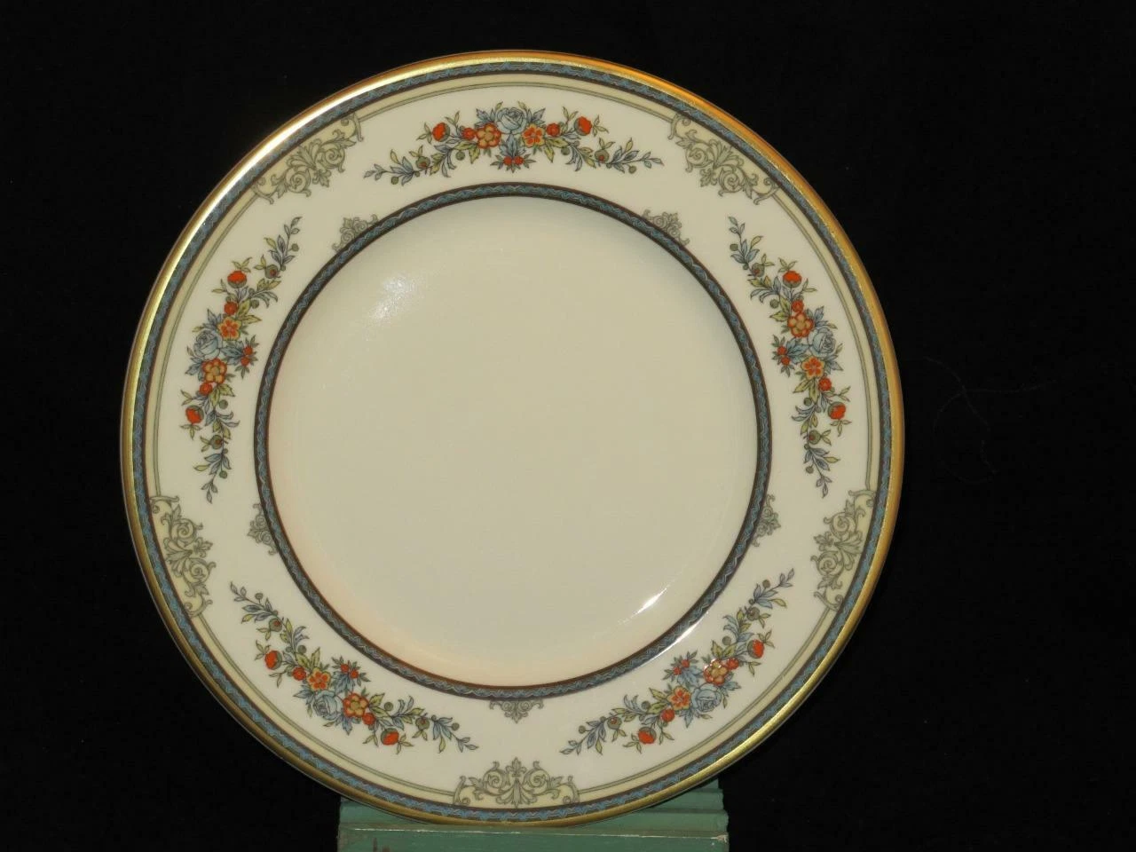 Minton Stanwood Dinner Plate