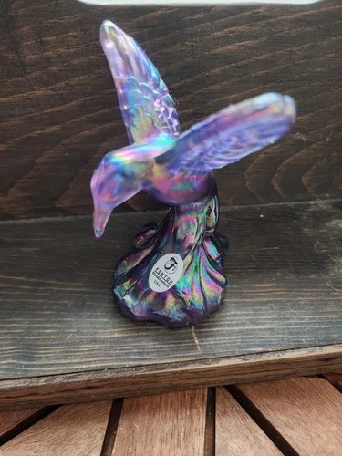 Fenton Art Glass Violet Iridescent Hummingbird 4 1/2" Figurine