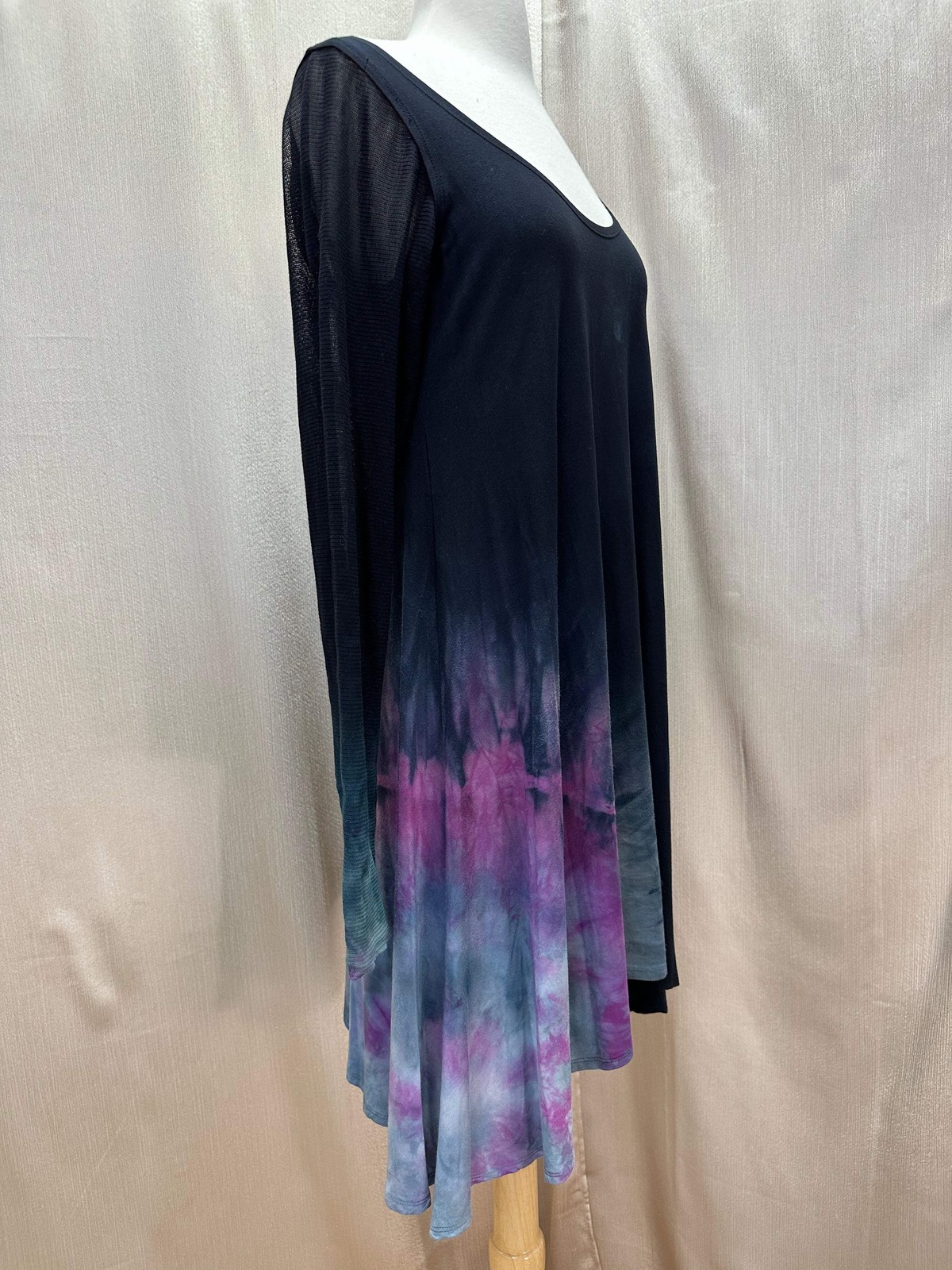 Nuova con etichette Tunica Emerson Steel Pony blu navy viola manica a rete S