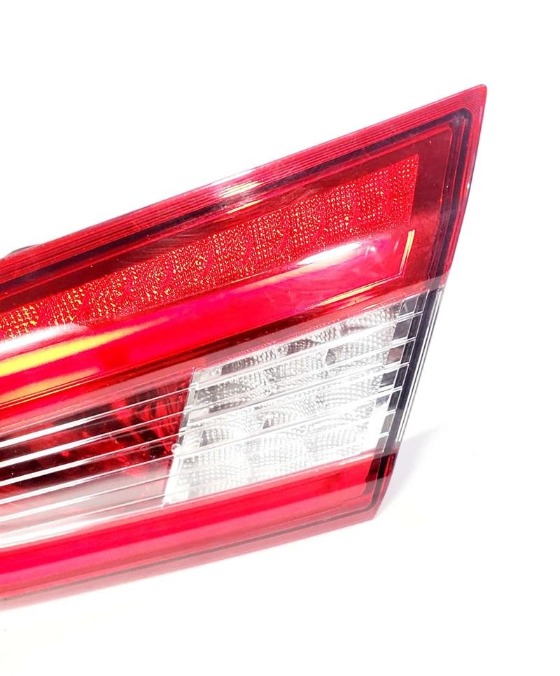 2014 2020 Maserati GHIBLI OEM Right Rear Tail Light Trunk Mounted