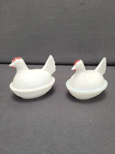 2 Vintage Indiana Glass White Milk Glass Hen on Nest Dishes Painted Combs 4.875"