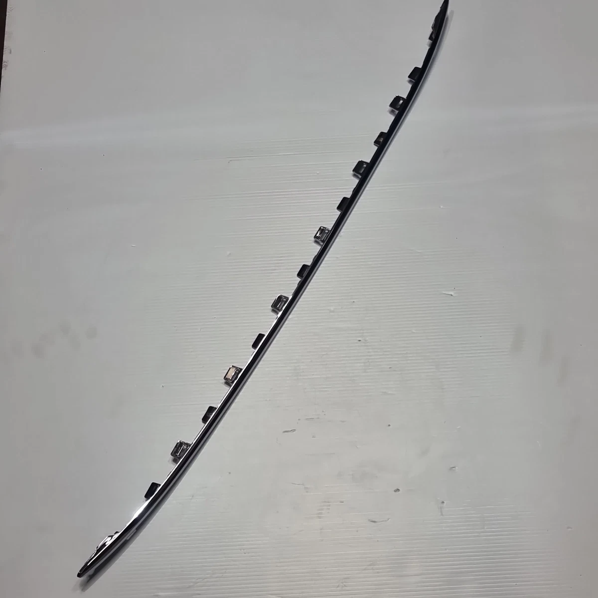 Genuine Front Bumper Chrome Moulding - Fiat 500 2015- | 735642297 