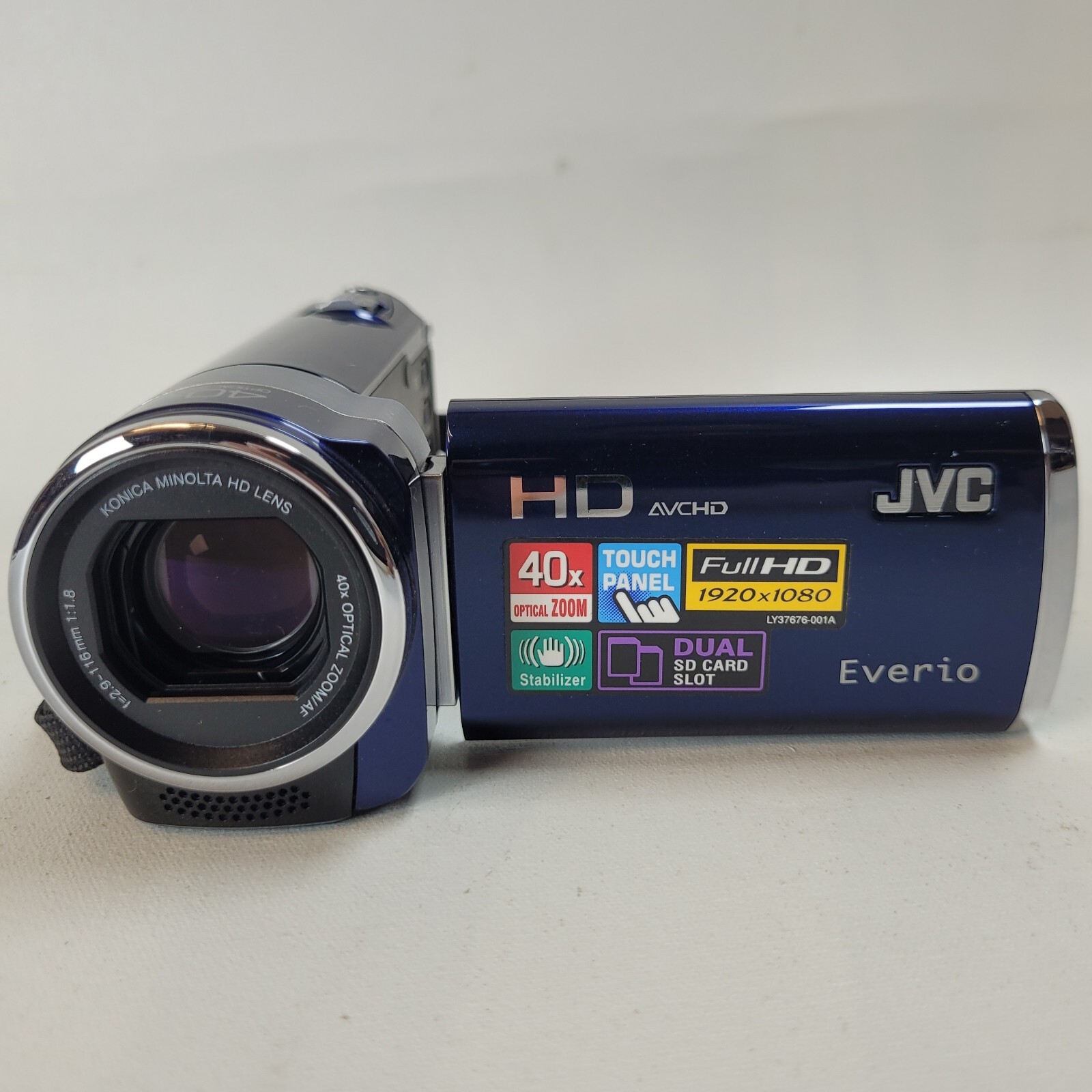 JVC Everio GZHM440 Camcorder ONLY 1.5MP CMOS Sensor, 40x Optical Zoom