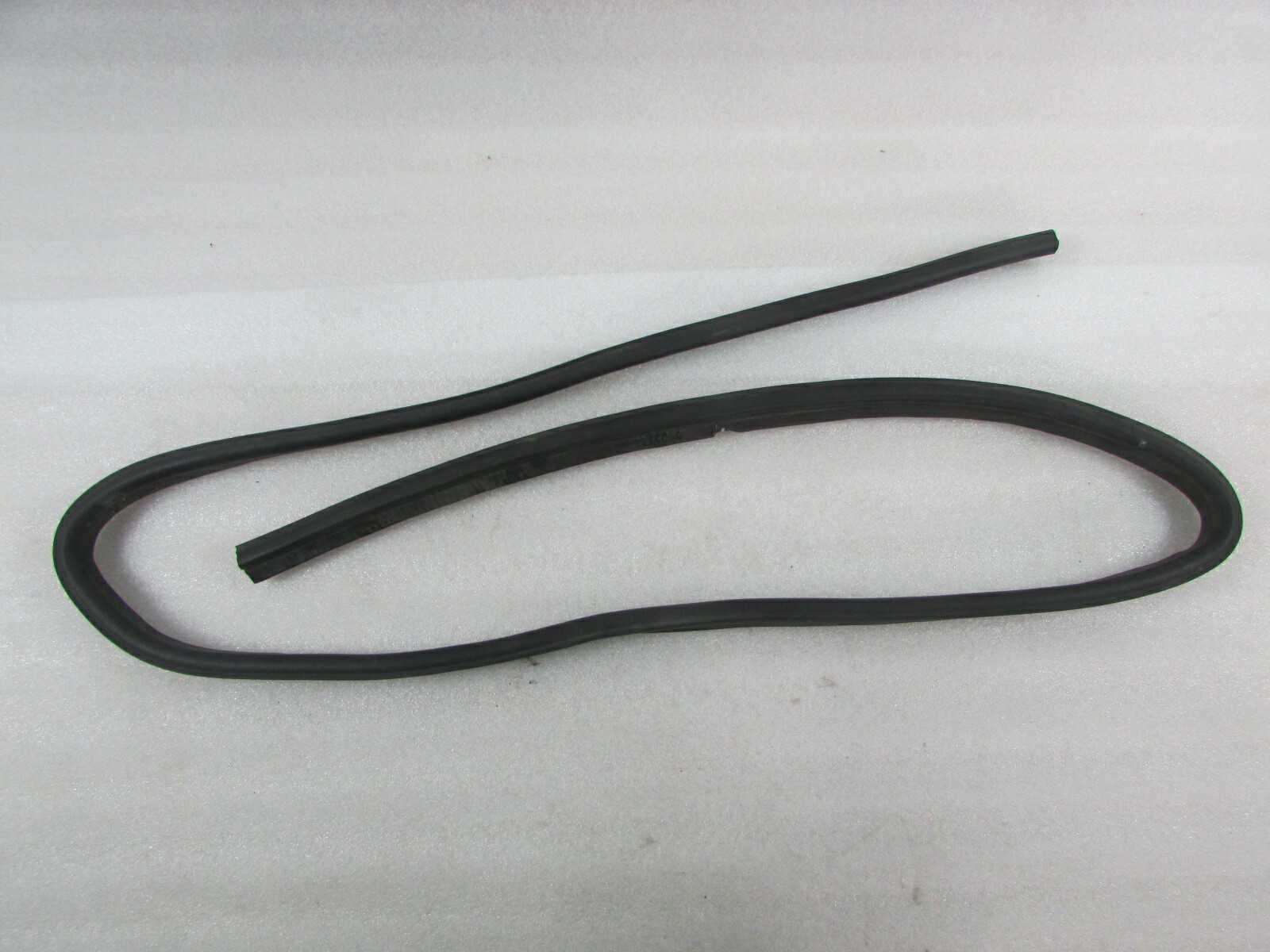 Ferrari 308, Front Trunk Weather Strip, Used, P/N 60163607