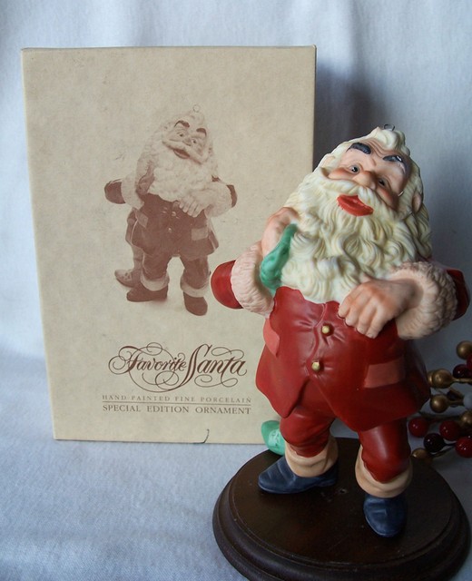 HALLMARK Ornament 1987 Favorite Santa Fine Porcelain Figurine Special Edition eBay