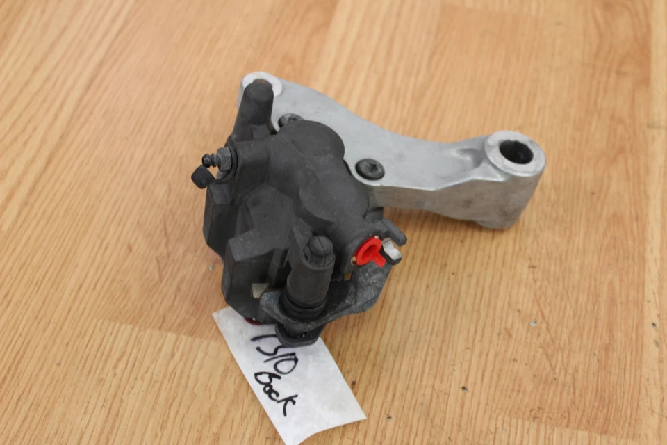 Pinza de freno trasera Kawasaki Ninja 250R 2009 con montaje Foto 4 de 4