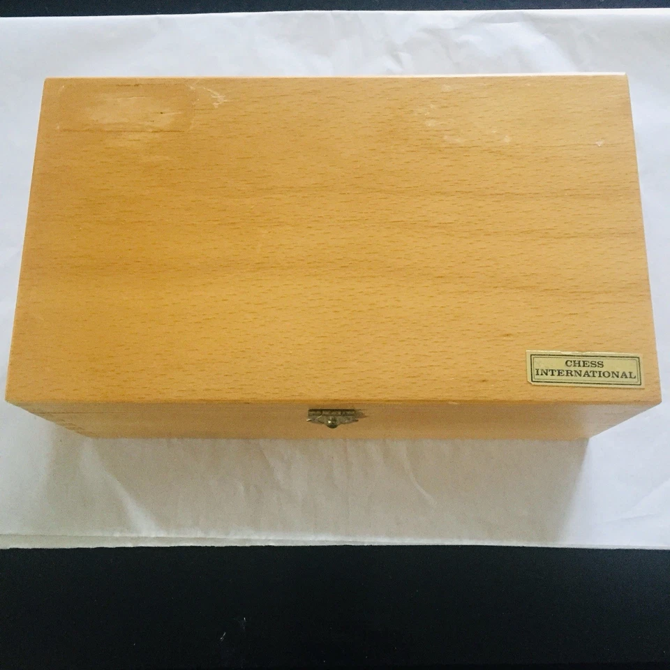 Juego de ajedrez de madera de cerdo original raro de colección piezas en caja - 3,75" King C5 Foto 2 de 4