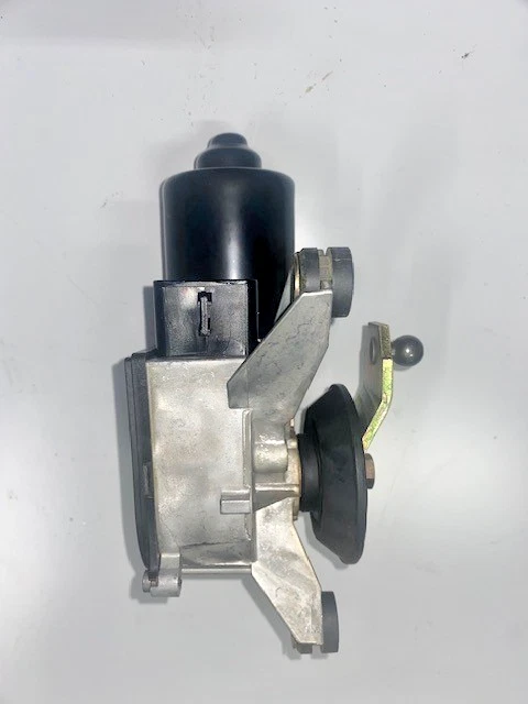 1990-1998 GENUINE GM FRONT WIPER MOTOR, NEW OEM PART, PART NUMBER 19151963 - Image 2 of 4