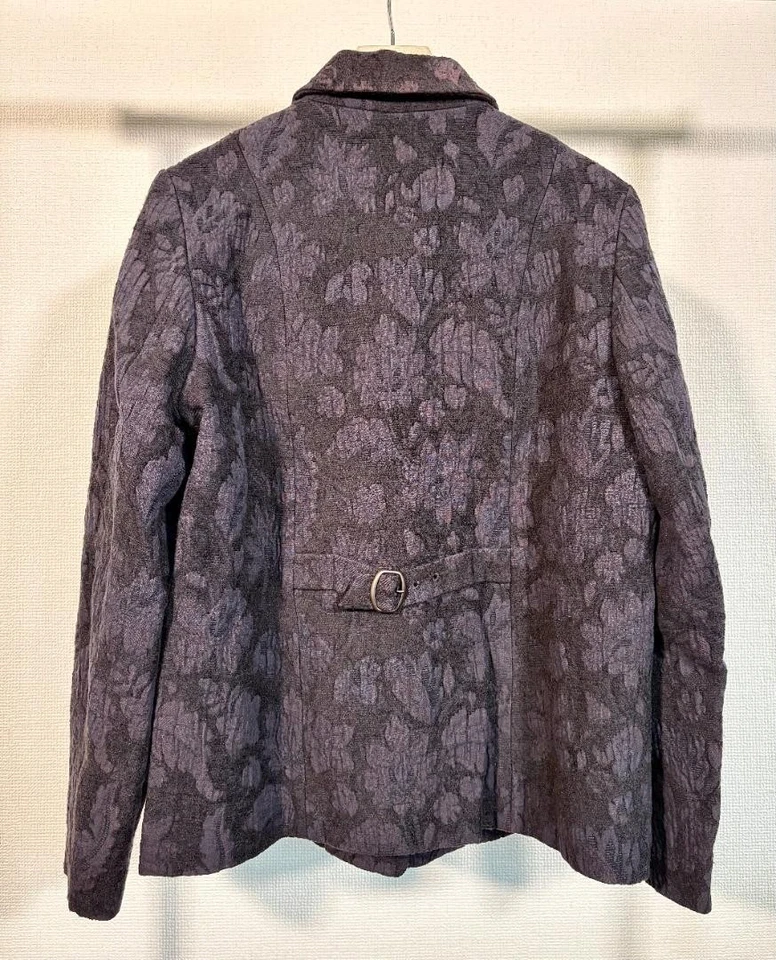 CHAQUETA/BLUSA ISSEY MIYAKE PERMANENTE ESTAMPADO FLORAL USADA BUENA Foto 2 de 4