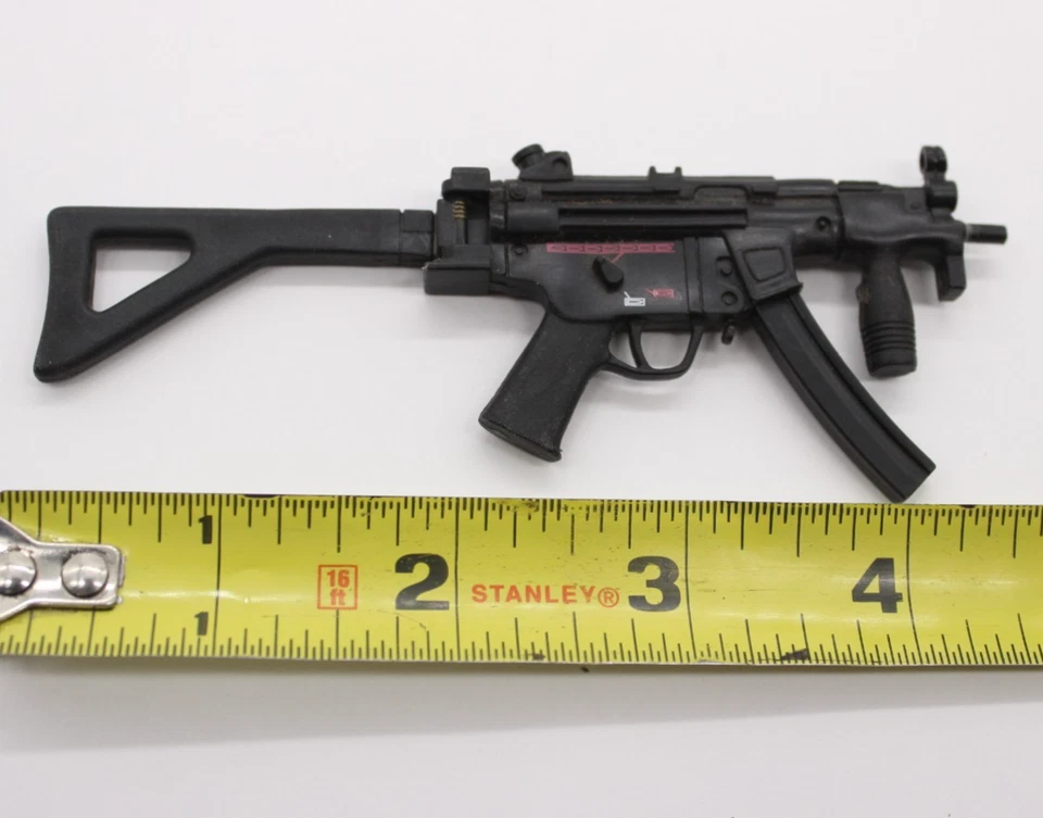 Rifle de juguete MP5 escala 1:6 con culata plegable para figuras de acción de 12" Foto 4 de 4