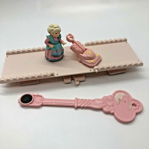 vintage magnetic dollhouse