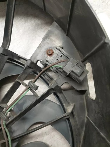 2008-2012 Jeep Liberty 3.7 Electronic Cooling Fan Assembly - Picture 4 of 5