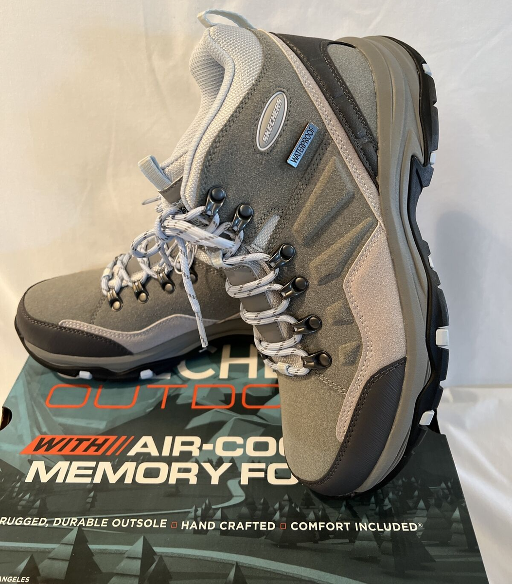 LADIES NWT SKECHERS WATERPROOF RELAX FIT OUTDOOR MEMORY FOAM GRAY