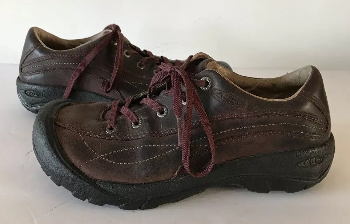 Scarpe da trekking da donna rosse Keen Toyah taglia 7 5