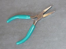 Flachzange 125mm Präzisionszange mit abgeflachten  Backen