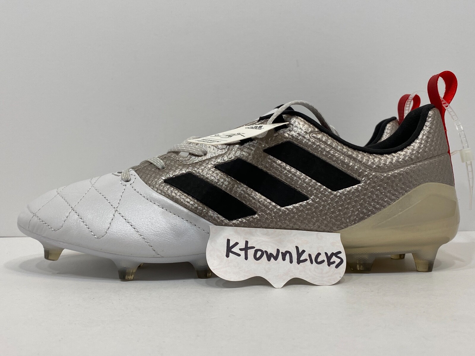 kangaroo soccer cleats