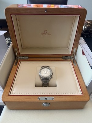 OMEGA Speedmaster 32213000 Triple Calendar Chronograph FULL SET!!