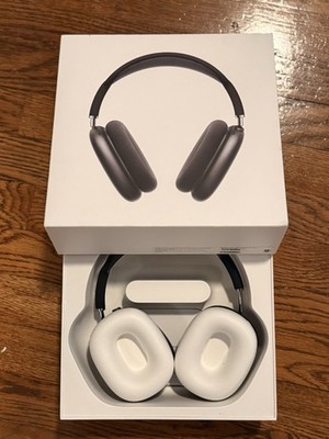 Apple AirPods Max Space Gray   Lightning Version   Excellent Condition