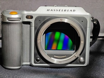 Kit Field HASSELBLAD X1D 50c, XCD 45mm / f3.5, GPS Modul Akku Lade Hub