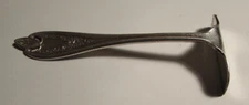 1847 Rogers Triple x Silverplate Baby Food Pusher 1911 Old Colony   4"