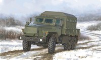 Trumpeter 001071 1/35 URAL-4320 Chz