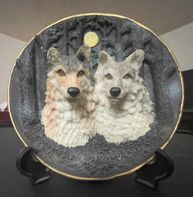 3D Decorative Plate Resin Wolves 2 Wolves Moonlit Night Scene 5-5.5 Diameter