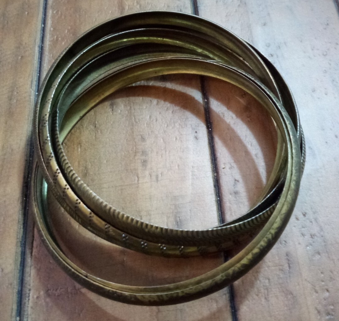 Interlocking Connected Textured Bangle Bracelets … - image 6