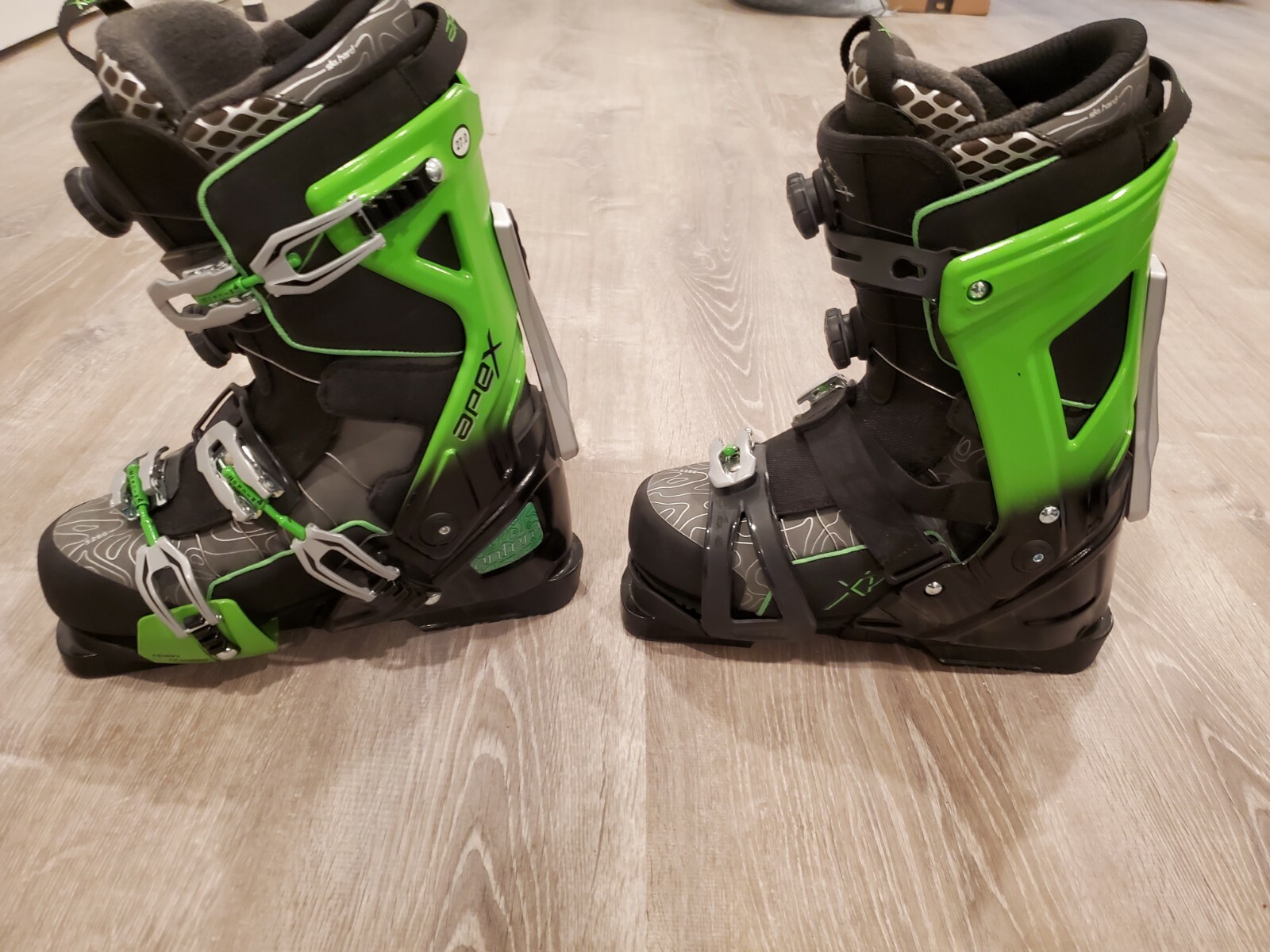 apex xp ski boots